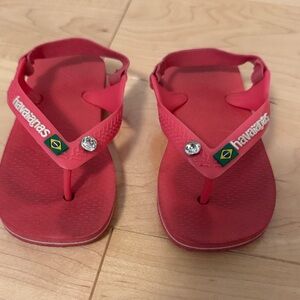 Havaianas Kids Vibrant Pink Flip Flops with Diamond Accents